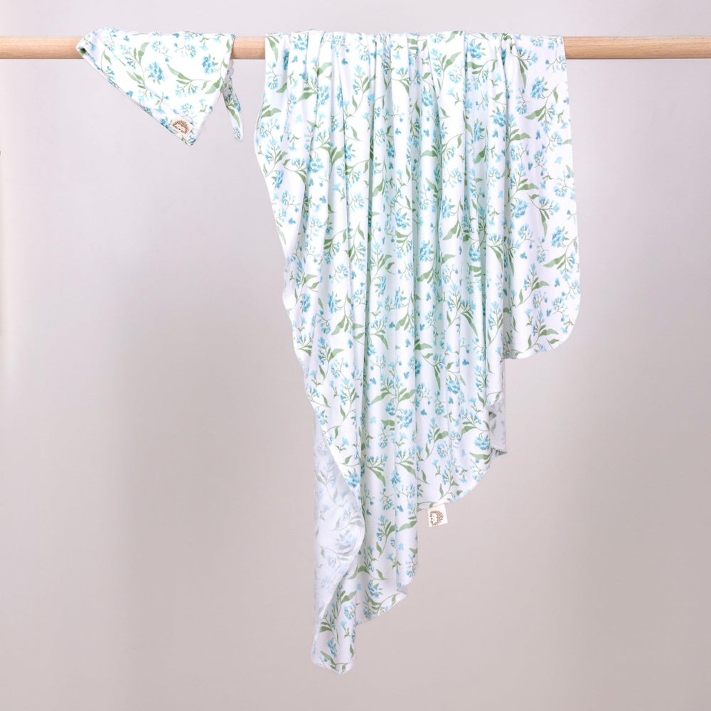 MY LITTLE ZONE easy-care swaddle stays soft after machine washing.