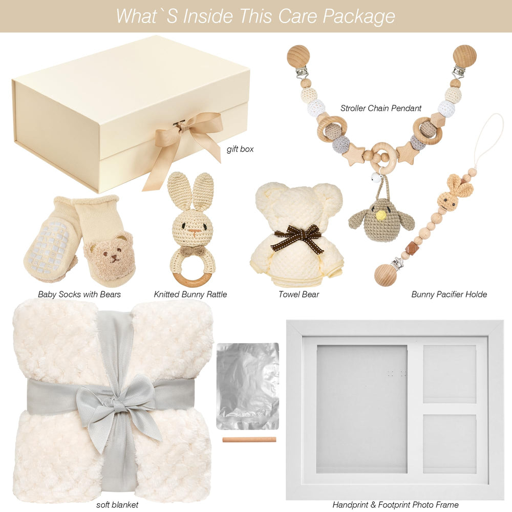 MYLARENTUM carriage charm adds whimsical keepsake detail
