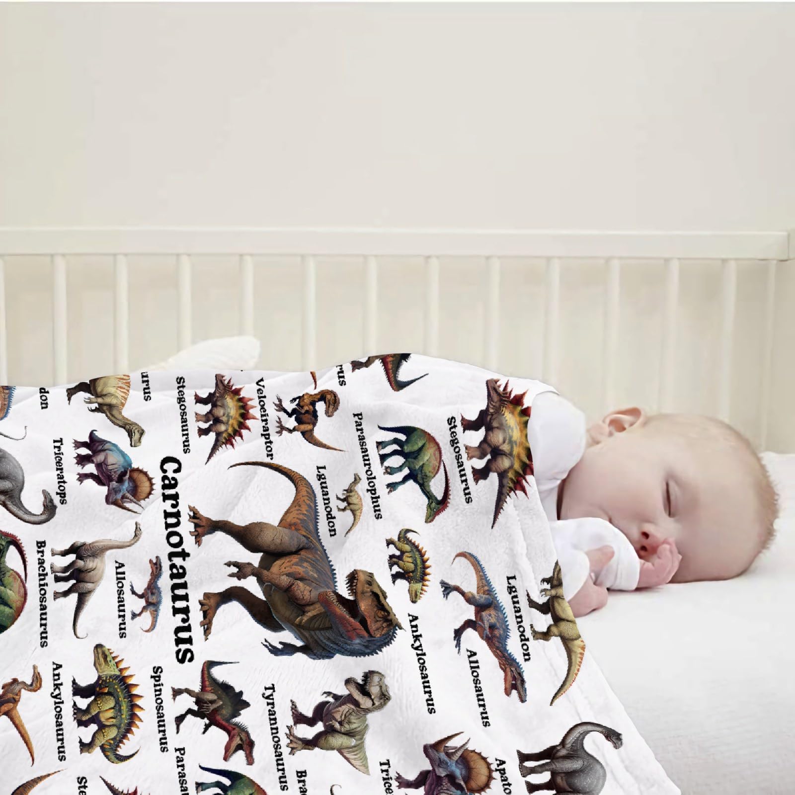 MYSTCOVER dinosaur blanket printed design enhances kid’s room decor.