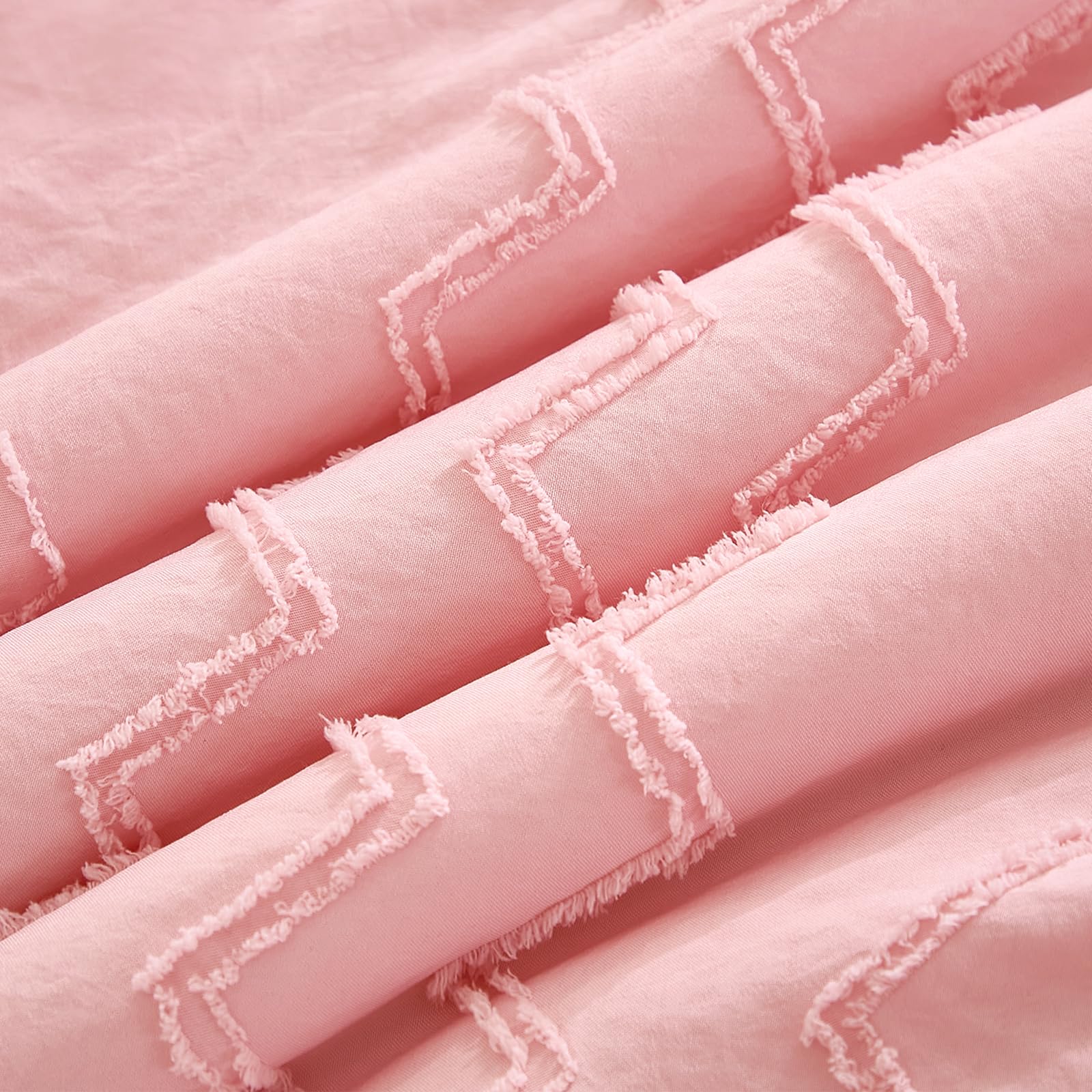 NacoMoco all-season microfiber bedding—machine washable and durable for busy parents.