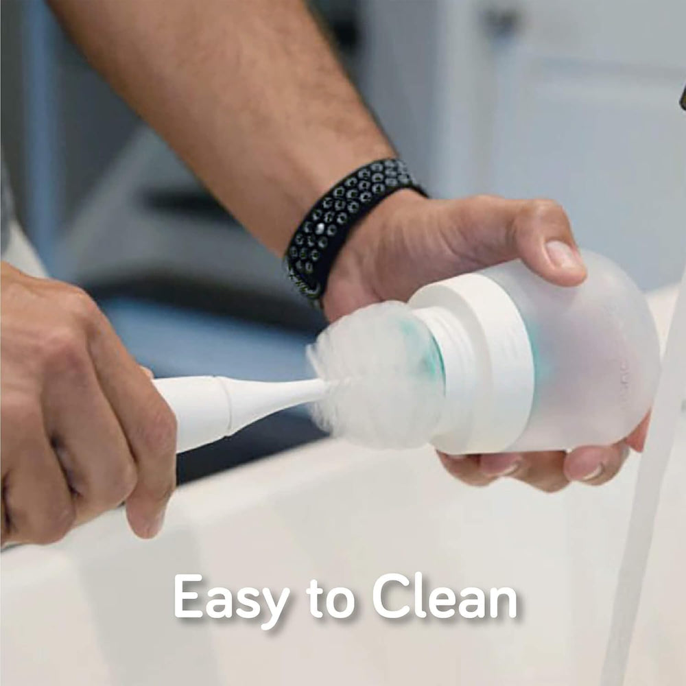 Nanobebe Flexy bottle base stays upright to prevent spills