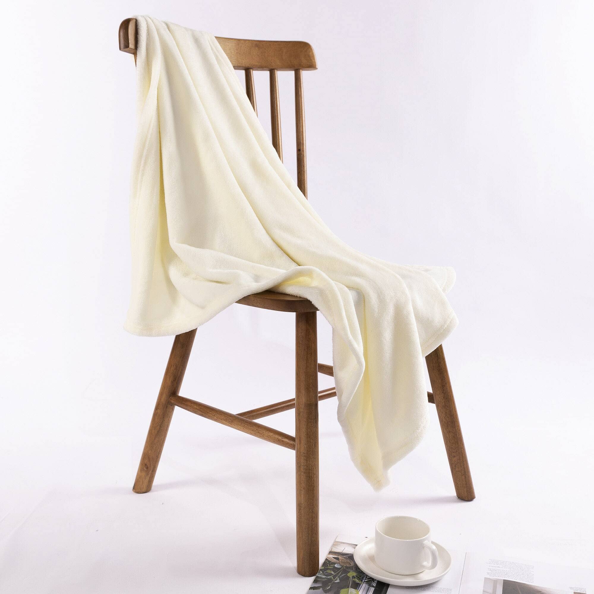 NANPIPER blanket in soft brushed microfiber for extra coziness