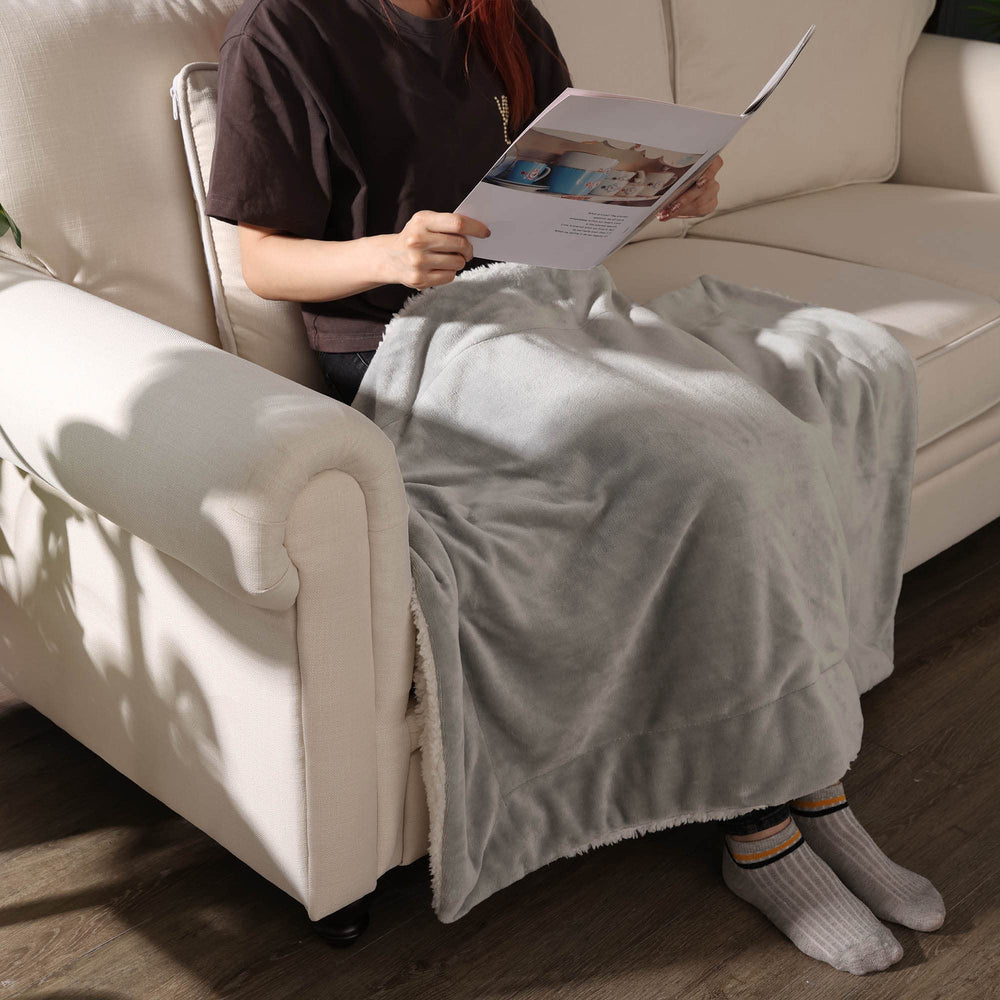 NANPIPER Baby Sherpa Blanket machine-washable on gentle cycle