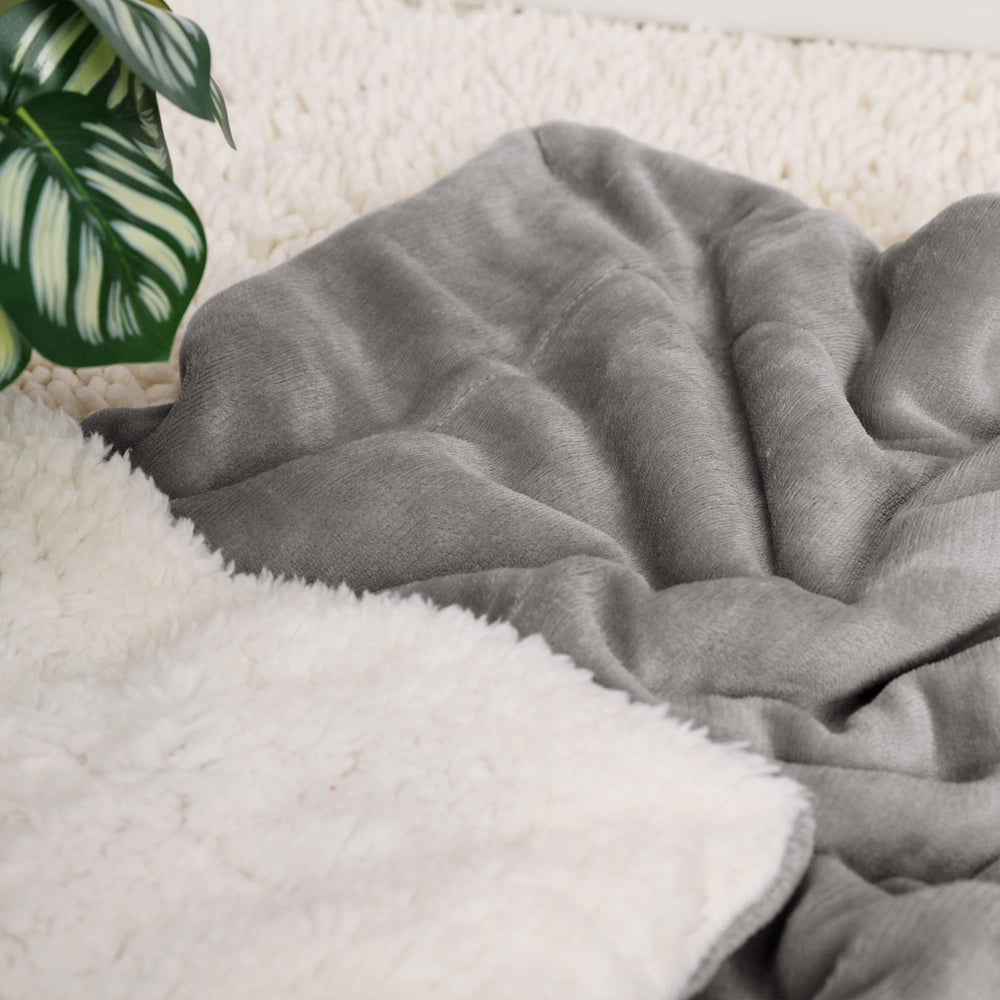 NANPIPER Baby Sherpa Blanket lightweight throw ideal for travel