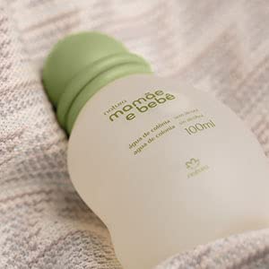 Natura Baby Cologne spray action for quick, even application