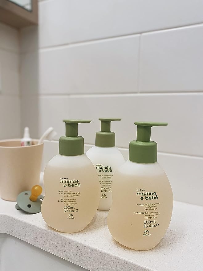 Natura Baby Shampoo Refill refill-packaging made from sugarcane