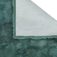 Natural Design Emerald sheepskin with non-slip back stays securely in place