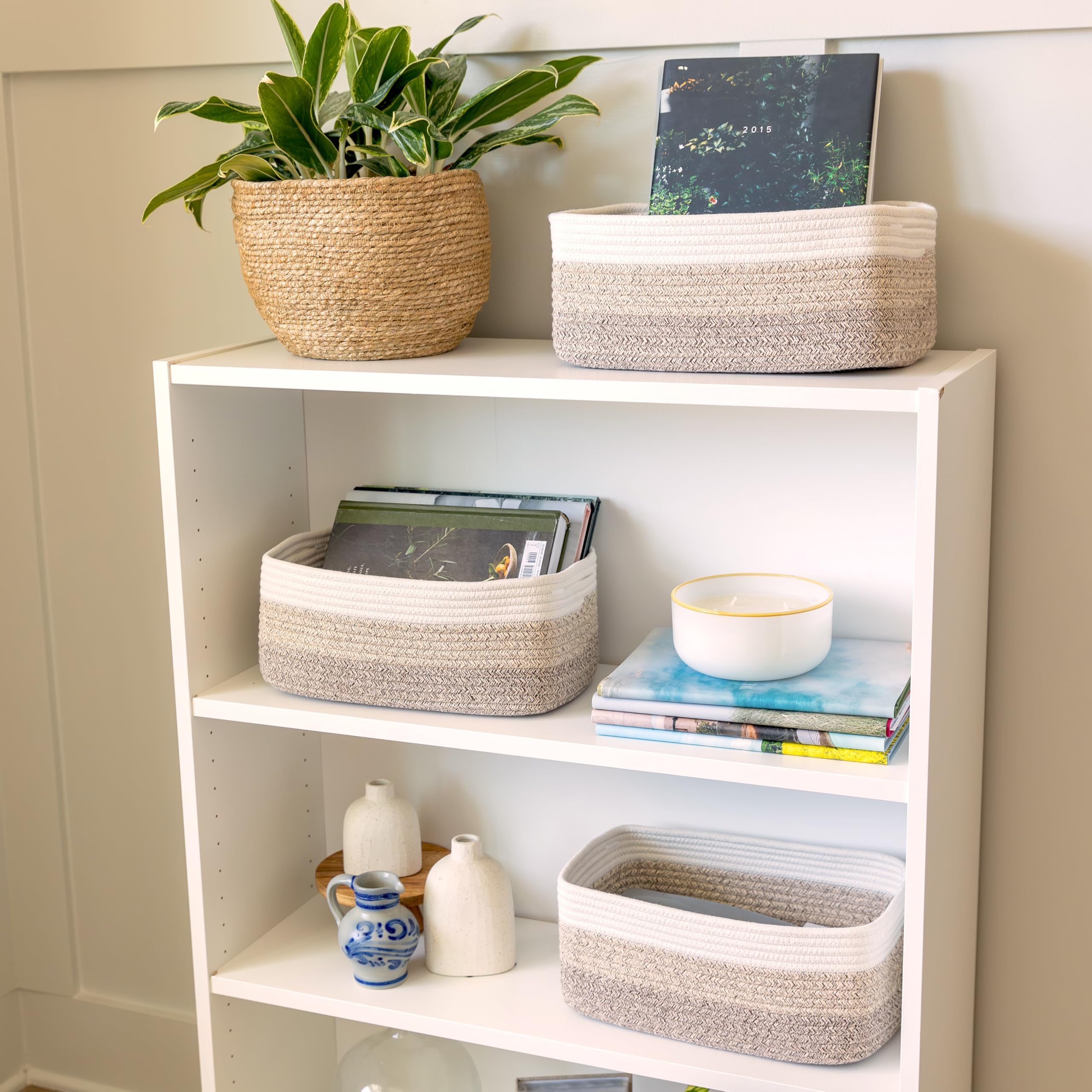 NaturalCozy foldable design saves space when not in use.
