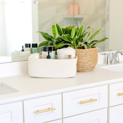 NaturalCozy hidden handles are reinforced for heavy loads.