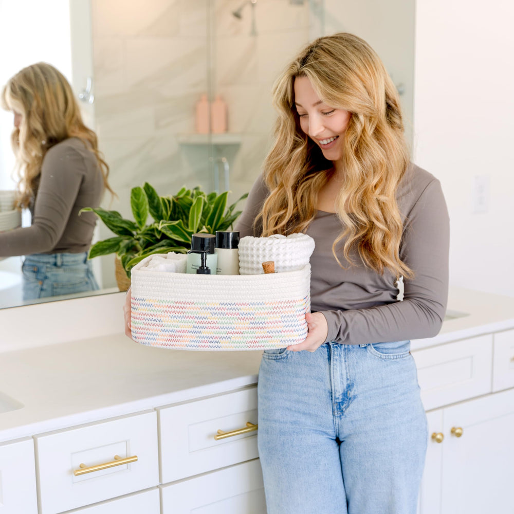 NaturalCozy ready-to-gift packaging with a leaf design for gifting.