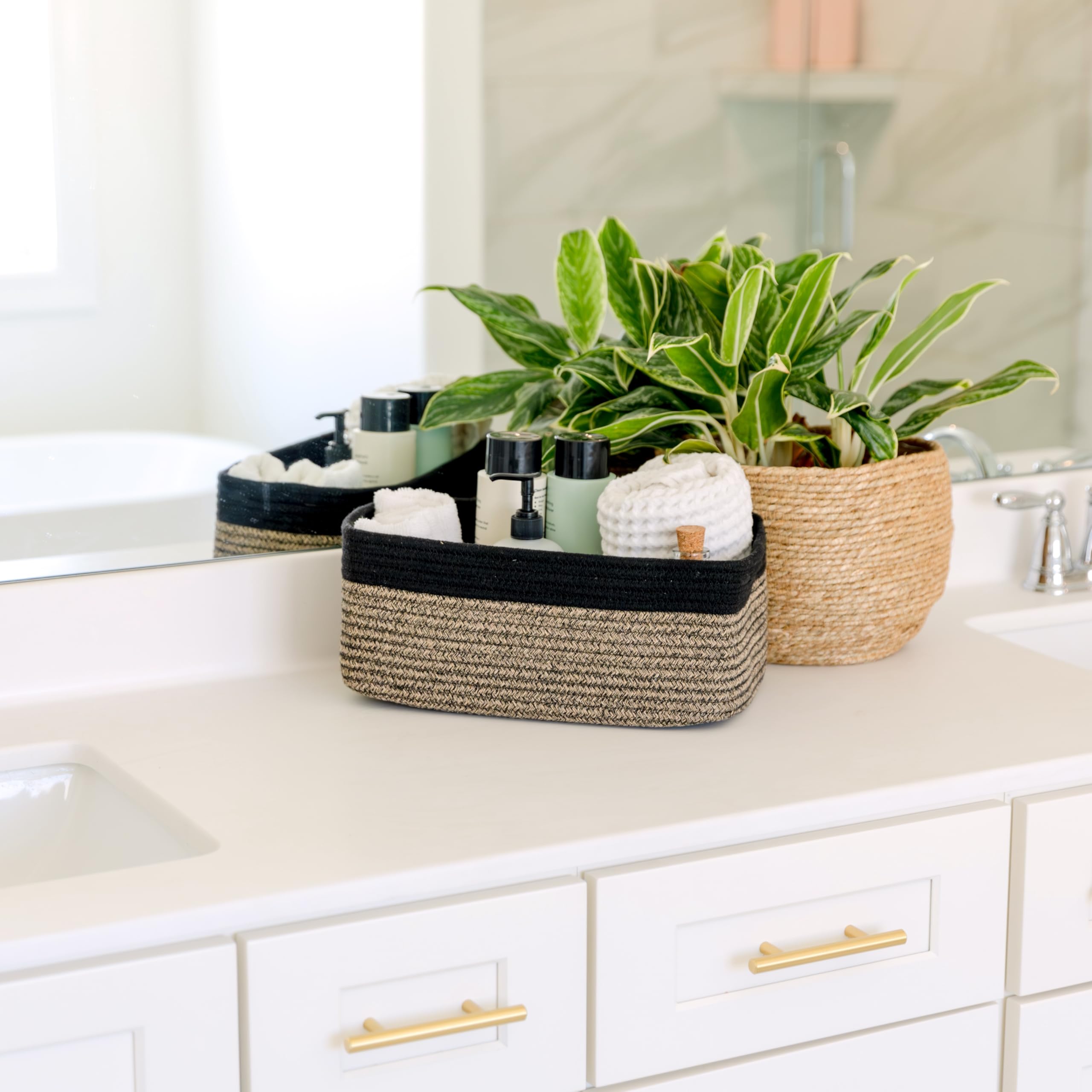 NaturalCozy rectangle basket reinforced for heavy loads with double stitching.