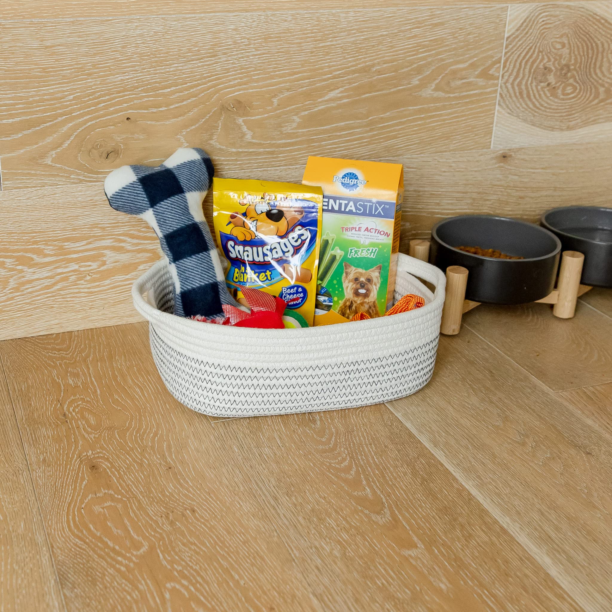 NaturalCozy scratch-free design rectangle basket on a wood table with no marks