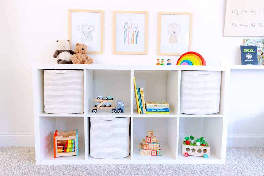 NaturalCozy rope storage close-up shows sturdy reinforced handles