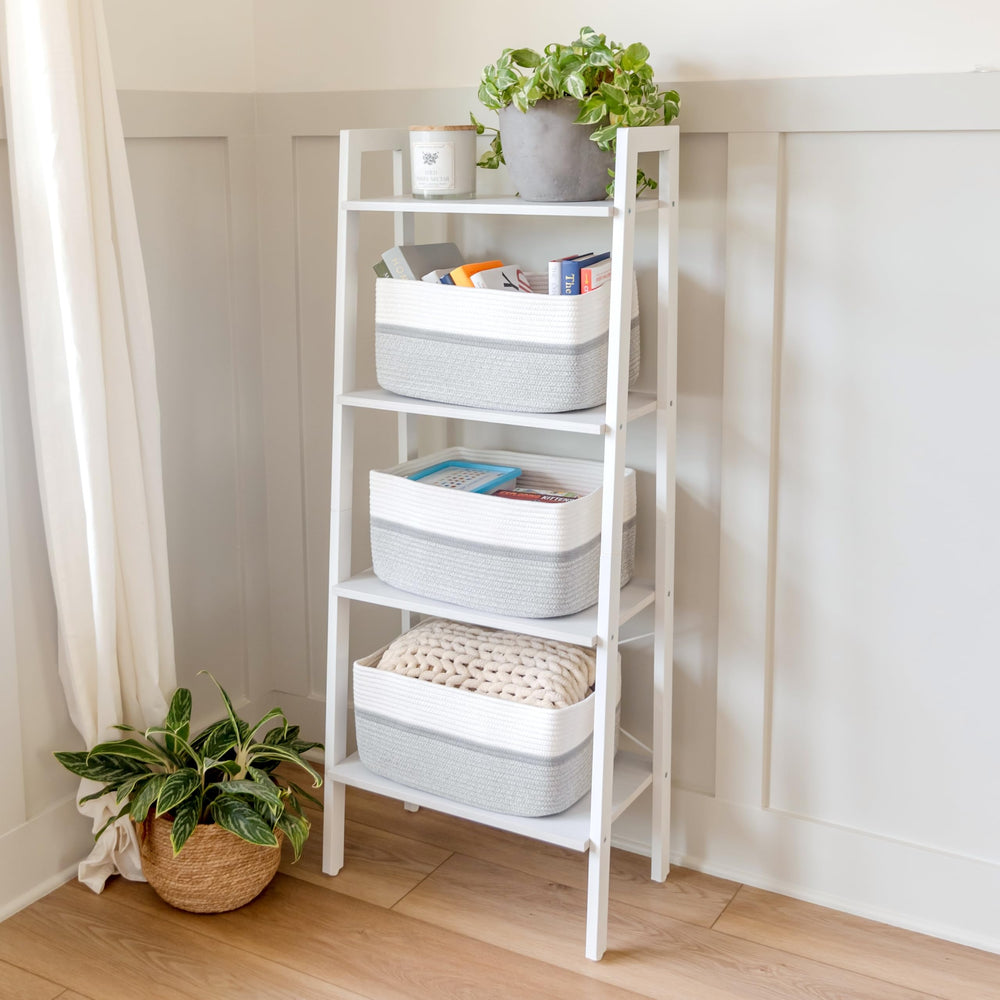 NaturalCozy hidden-handles are reinforced for easy lifting without compromising style.