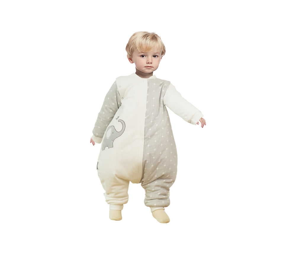 NATUZ baby wearable blanket leg enables natural movement for naps