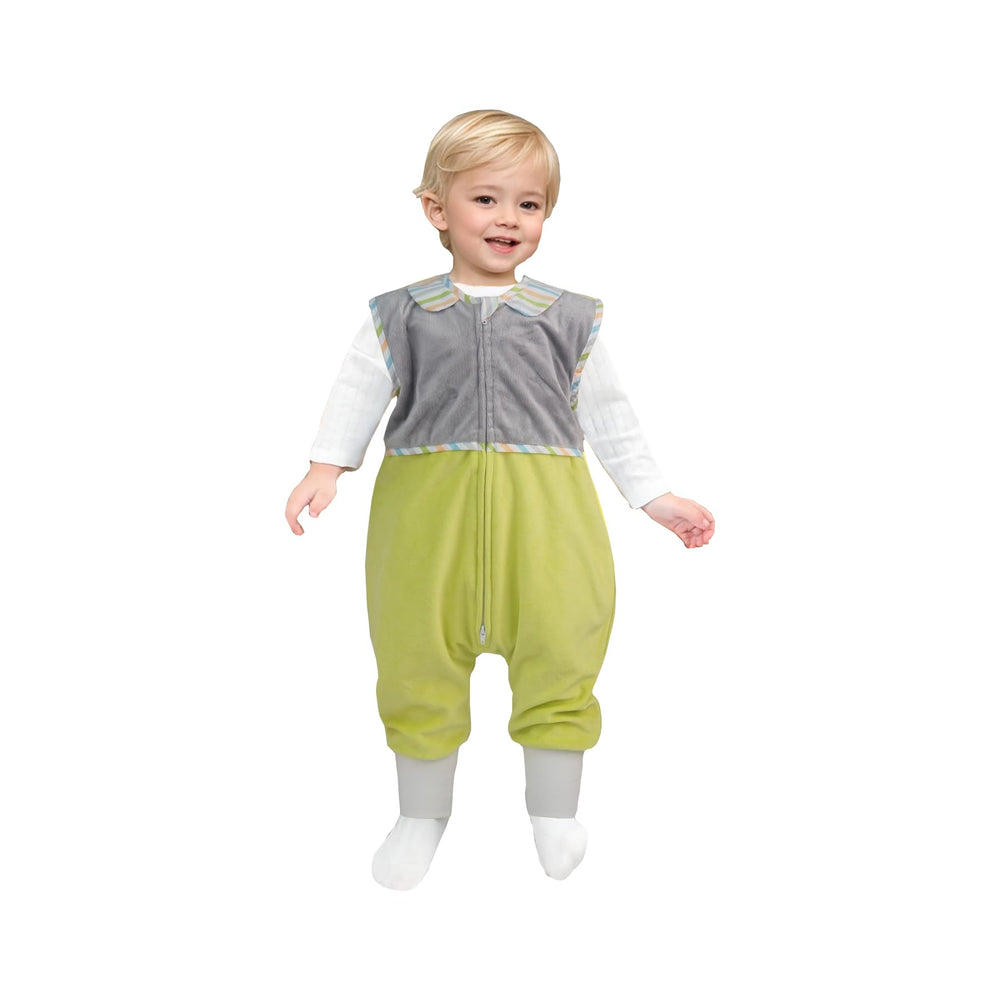 NATUZ Toddler sleeping sack with feet keeps legs warm for cozy nights.