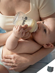 NB-cute 6oz anti-colic glass bottle with vent for calmer feeds
