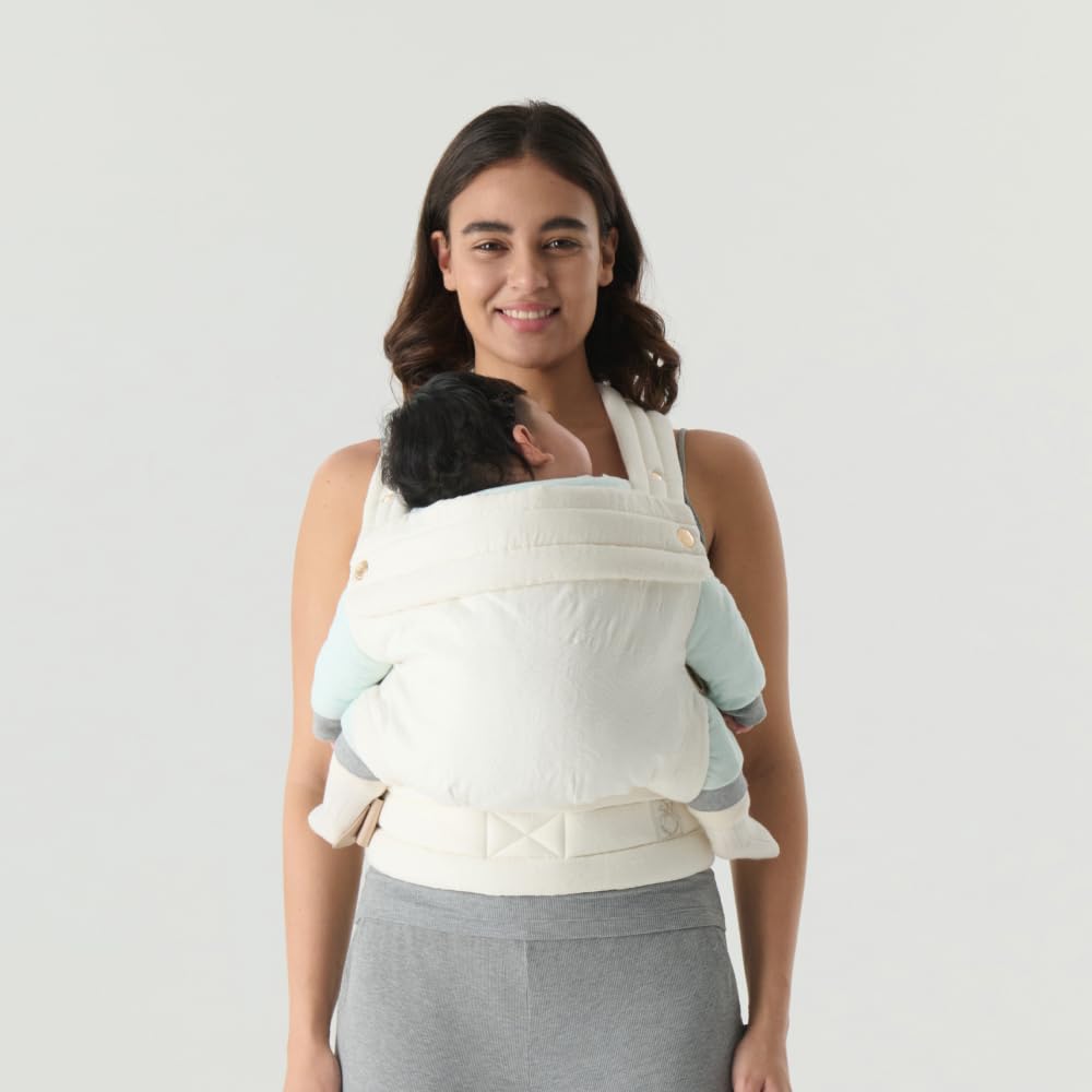 NEST BLANCHE adjustable shoulder straps offer ergonomic support for extended wears.