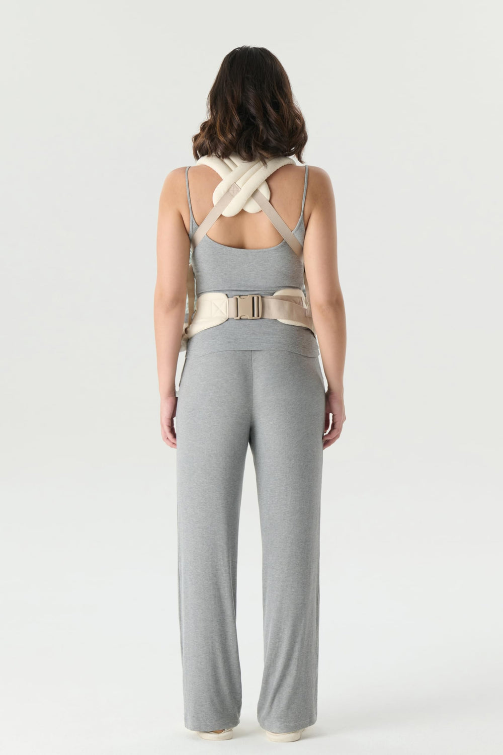 Nest Blanche padded shoulder straps provide comfort on longer wear