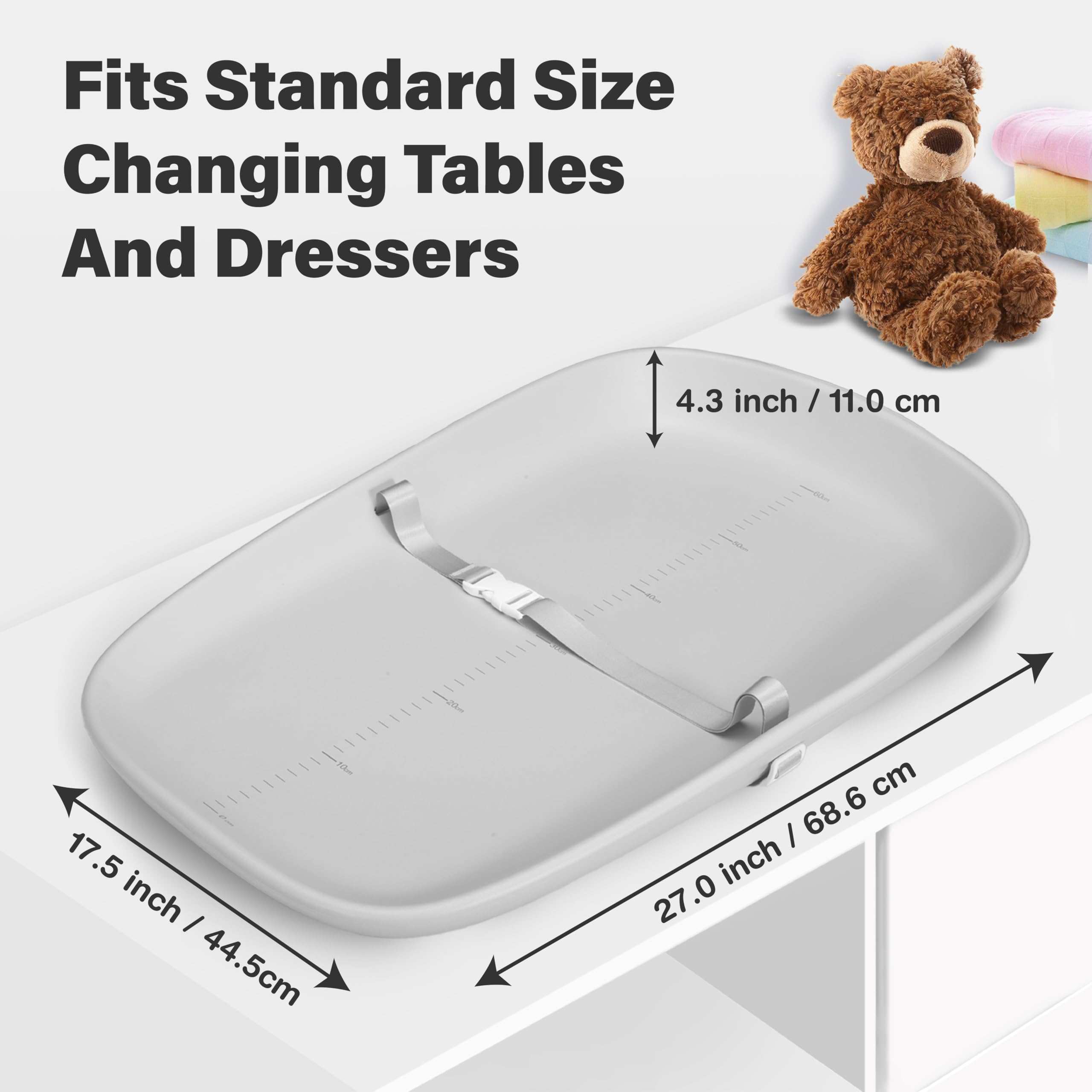 Nest Mello changing pad waterproof surface for quick and hygienic cleanup.