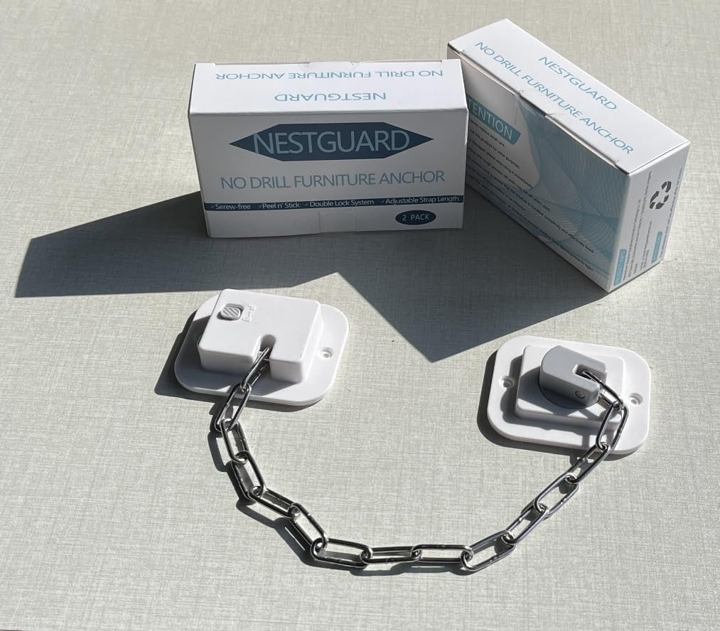 NestGuard 360-degree base rotation enables flexible positioning on any door.
