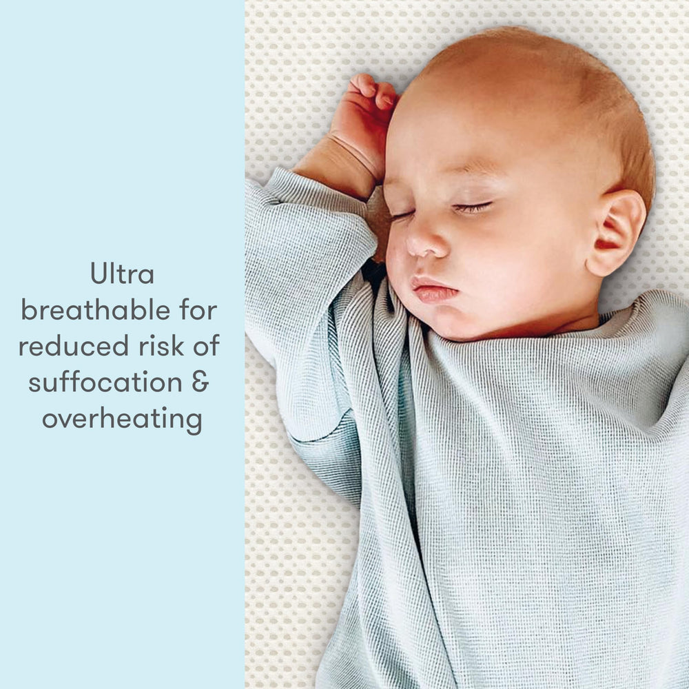 Newton Baby Essential machine-washable cover and core for easy cleanup.