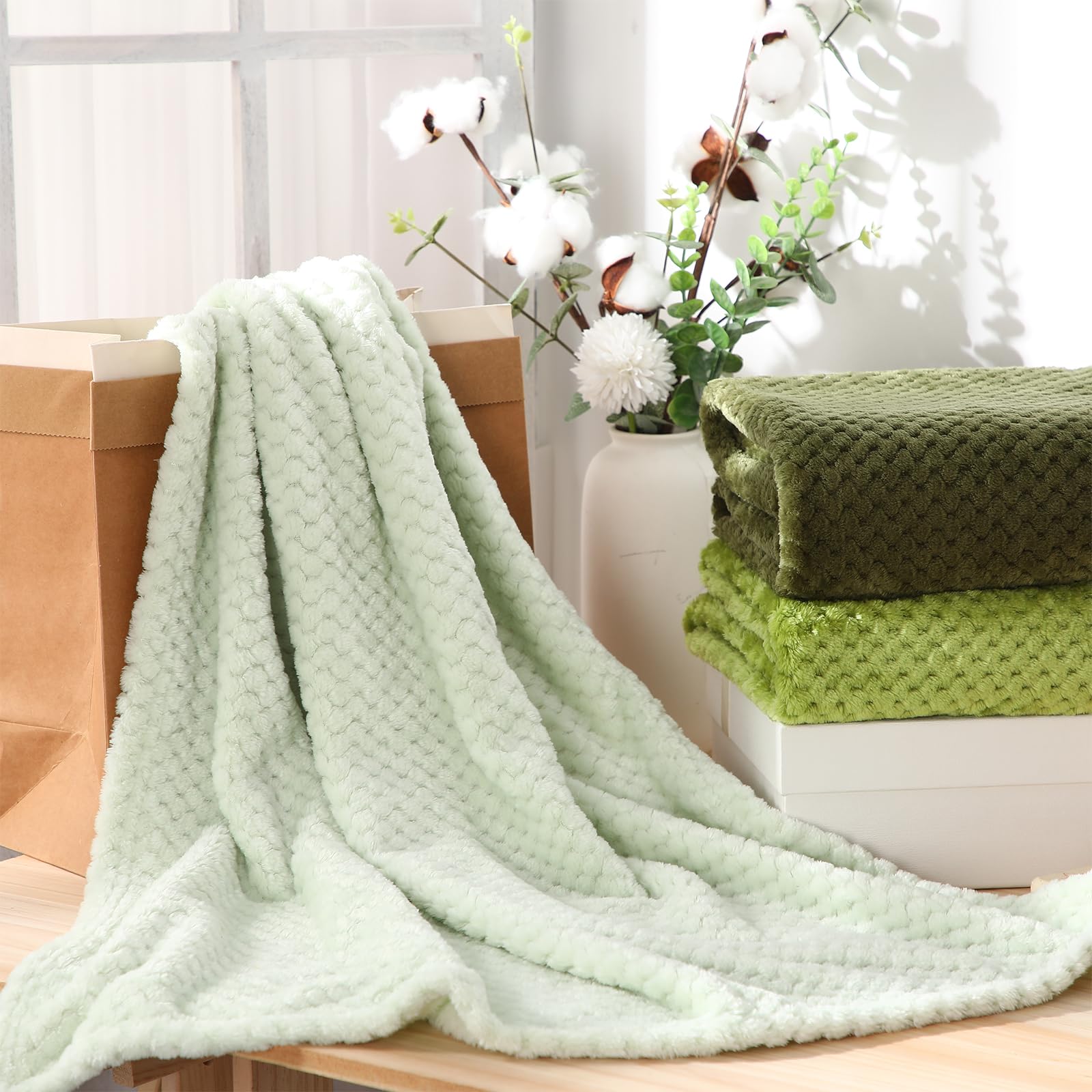 Newwiee navy green color option complements nursery decor and strollers