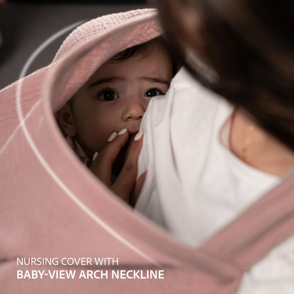Two discreet pockets hold burp cloths and pacifiers on Nilsa cover.