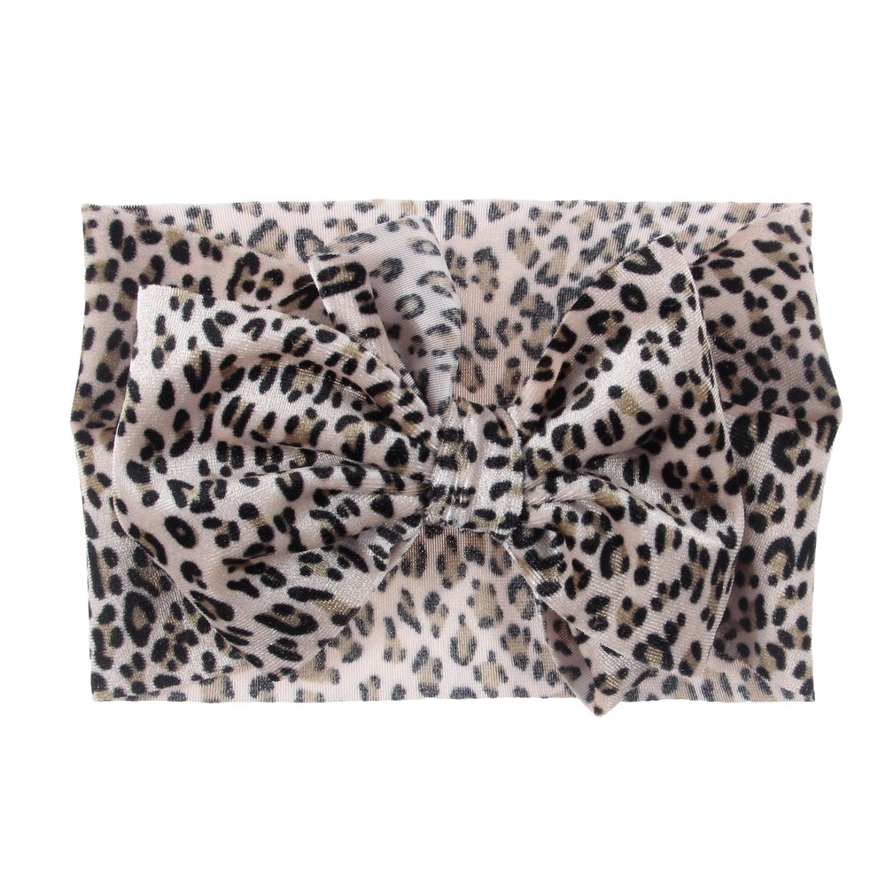 Nishine baby headband stretches to grow with the child from newborn to toddler.