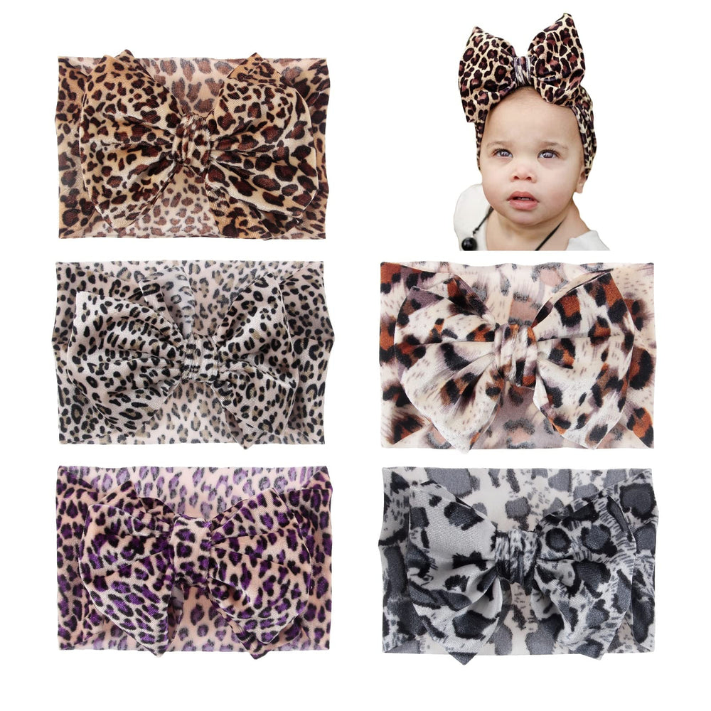 Nishine leopard headwrap featuring a knotted bow for everyday outfits.