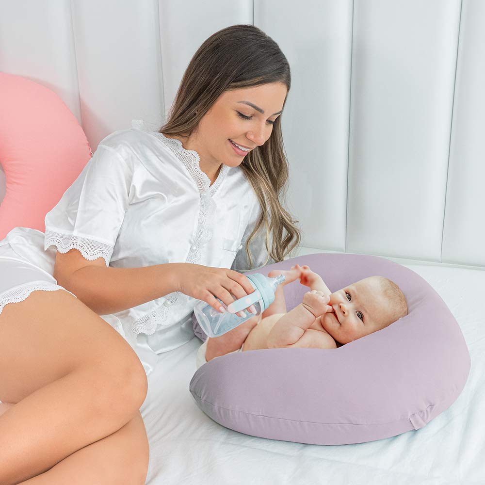 NiSleep nursing pillow displays adjustable thickness via inner zipper