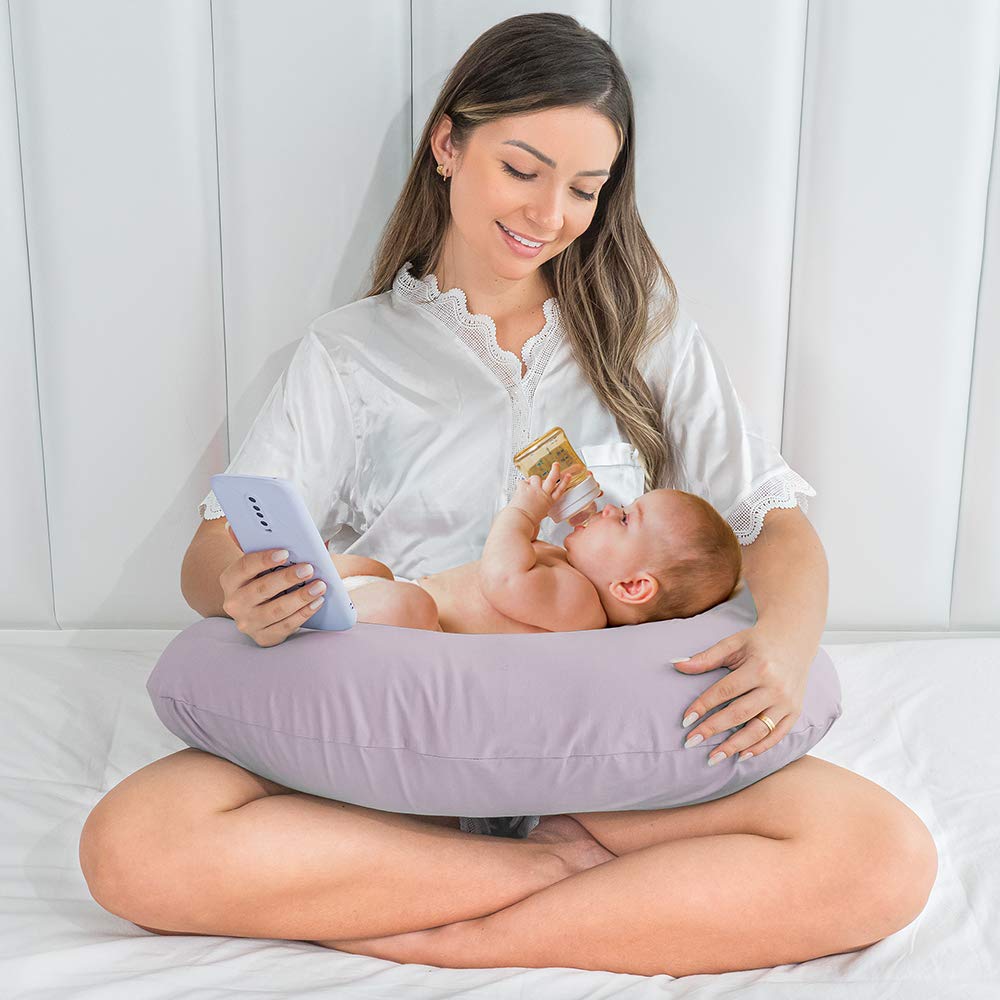 NiSleep nursing pillow is portable and easy to move between spaces