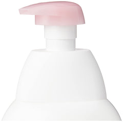 NIVEA Intimo Sensitive wash with pump in use, convenient for one-handed daily routine.