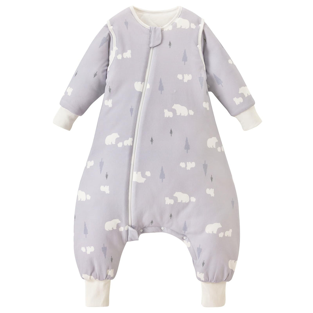Nivolltha bear sleep sack fabric close-up shows breathable cotton and plush quilting.