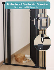 No Pawblems 55-inch gate auto-close action enables hands-free control.