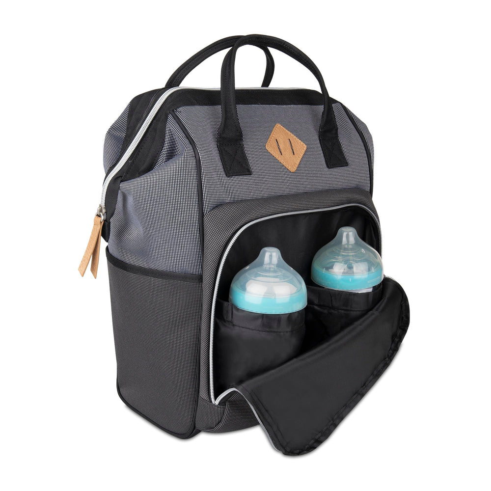 NoJo Baby Boom Gear bottle pockets outside for convenient feeding on the go.