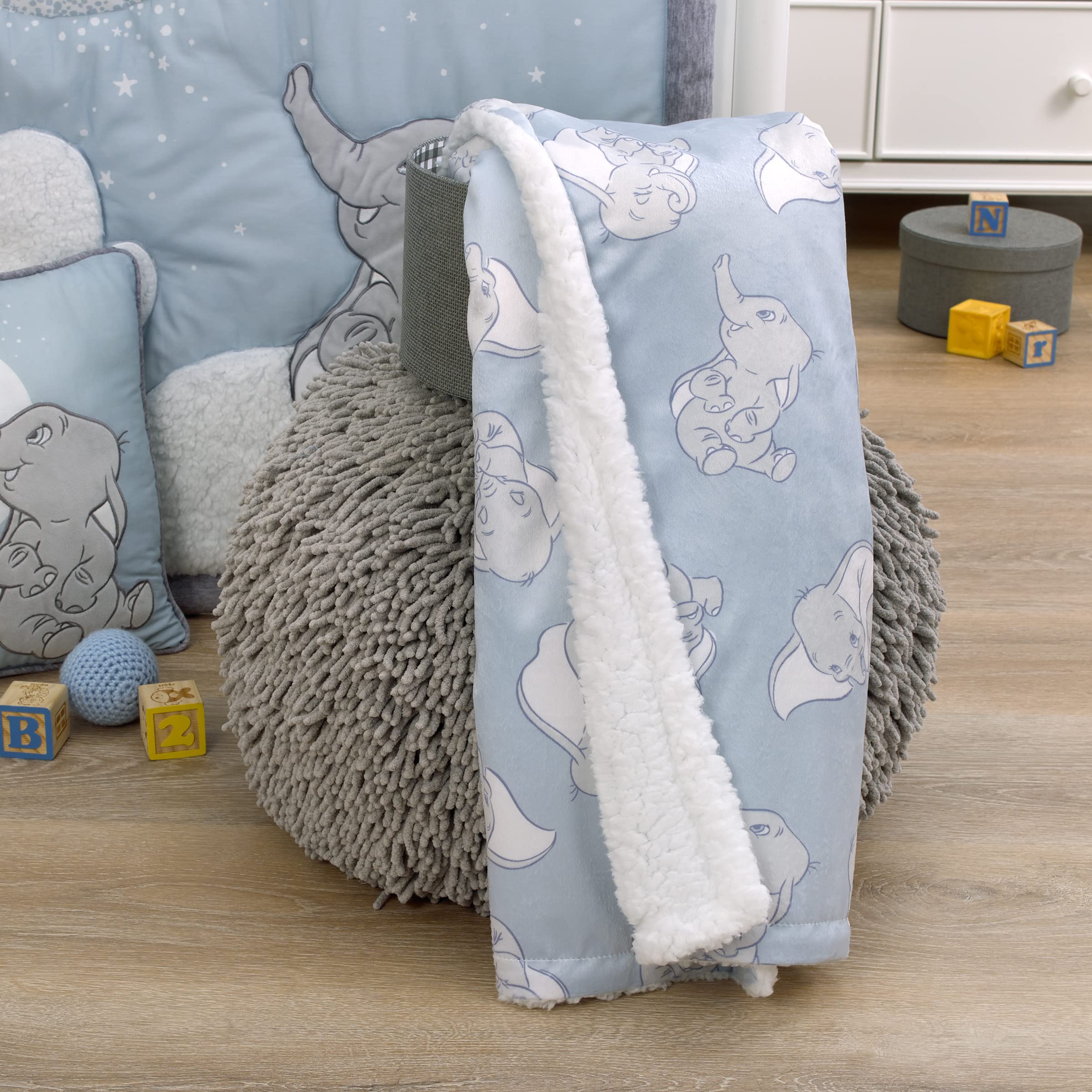 NoJo Dumbo blanket measures 30x40 inches for versatile use