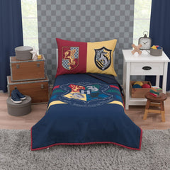 NoJo Harry Potter comforter showcases wizarding world design for cozy toddler beds.