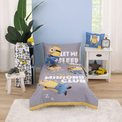 NoJo Illumination Lazy Minions blanket shows 40x50 inch cuddle size for toddlers