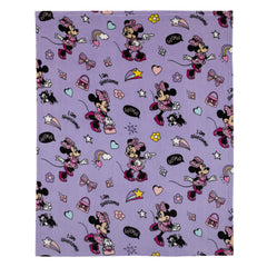 NoJo Minnie Mouse blanket with a plush Minnie illustration for cozy naps.