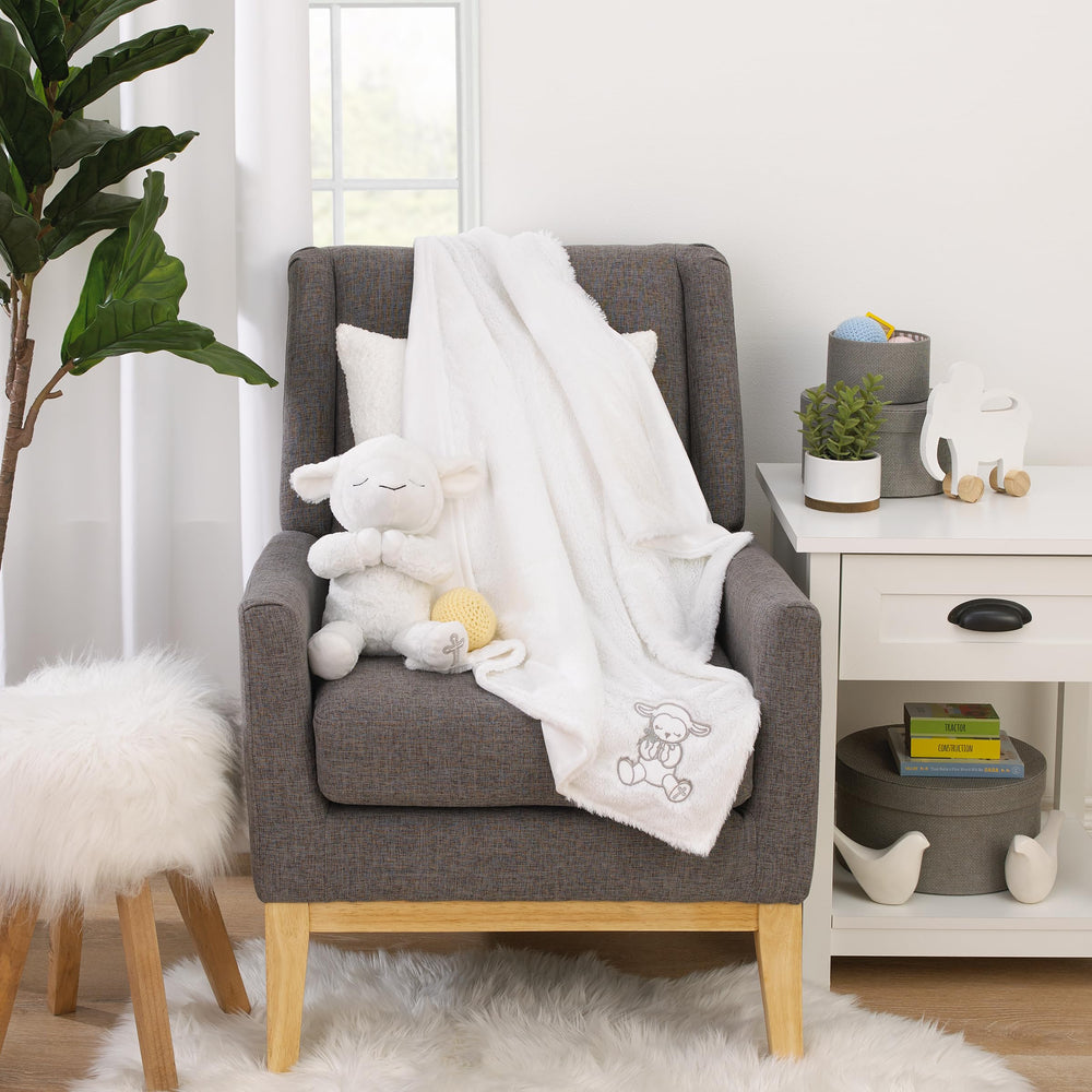 NoJo OEKO-TEX certified plush blanket ensuring baby-friendly safety.
