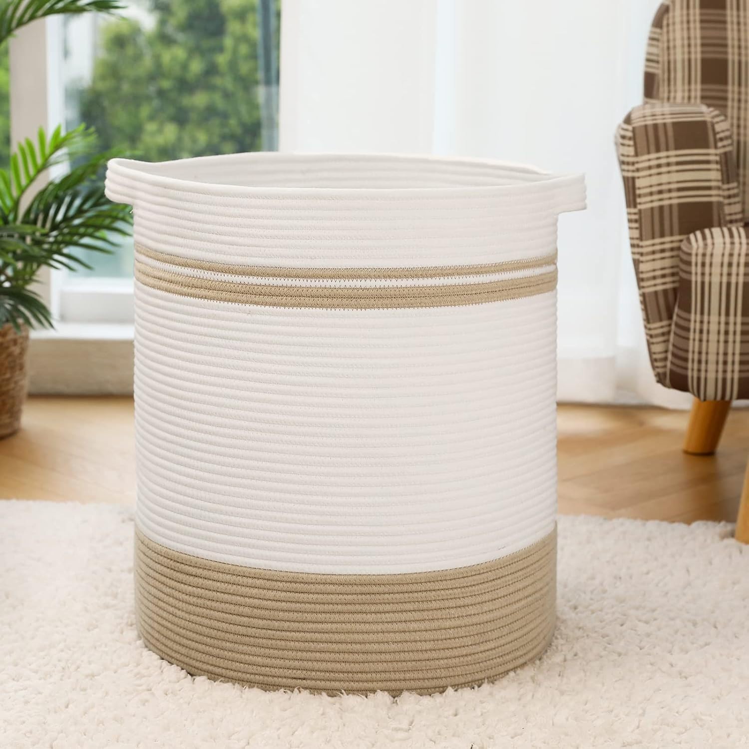 Nonazippy laundry hamper in natural cotton rope with 80L capacity for blankets and towels.
