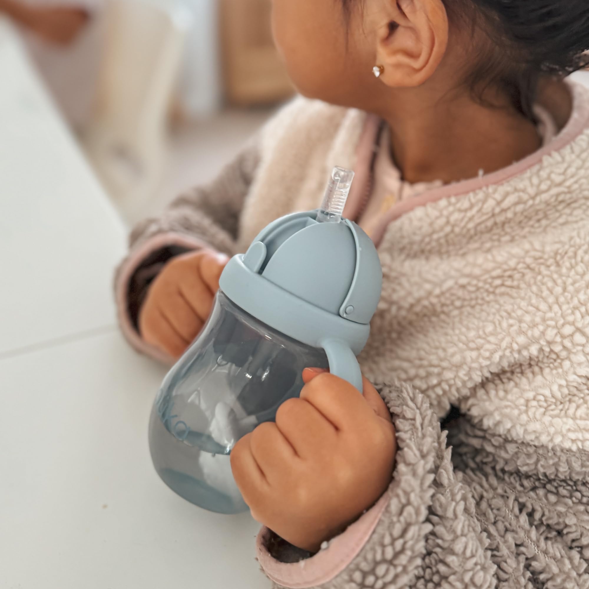 noüka weighted straw cup built with safe materials for curious little hands.