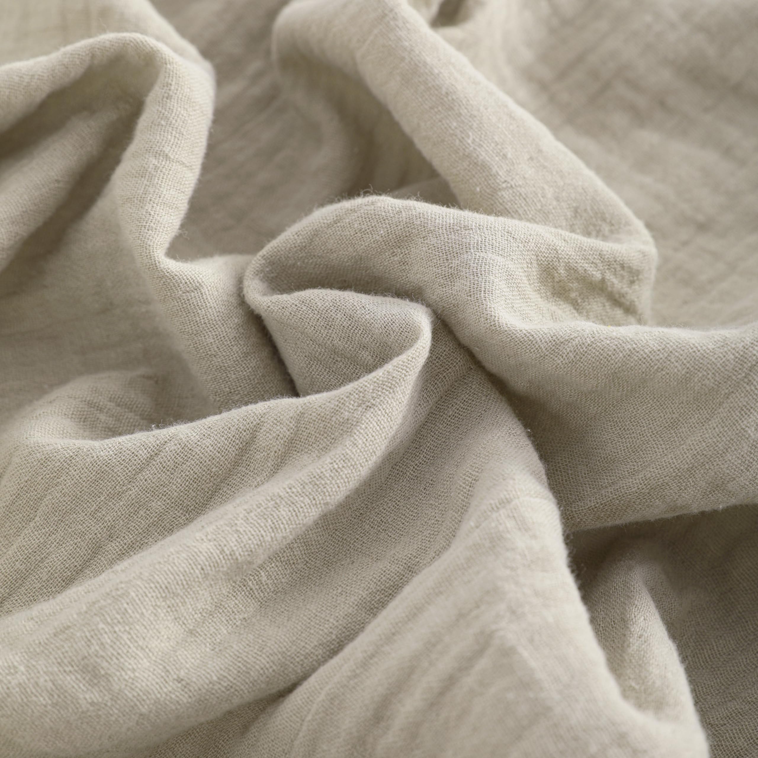 NTBAY 360-elastic-band crib sheets close-up showing secure fit