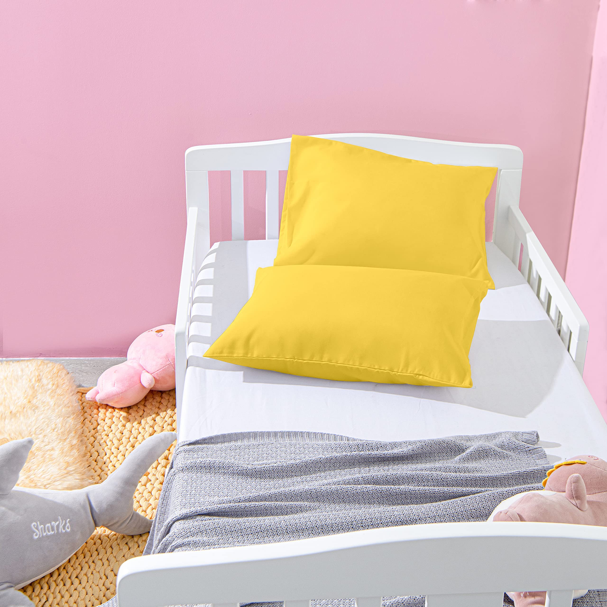 NTBAY envelope closure keeps pillow secure and easy to remove.