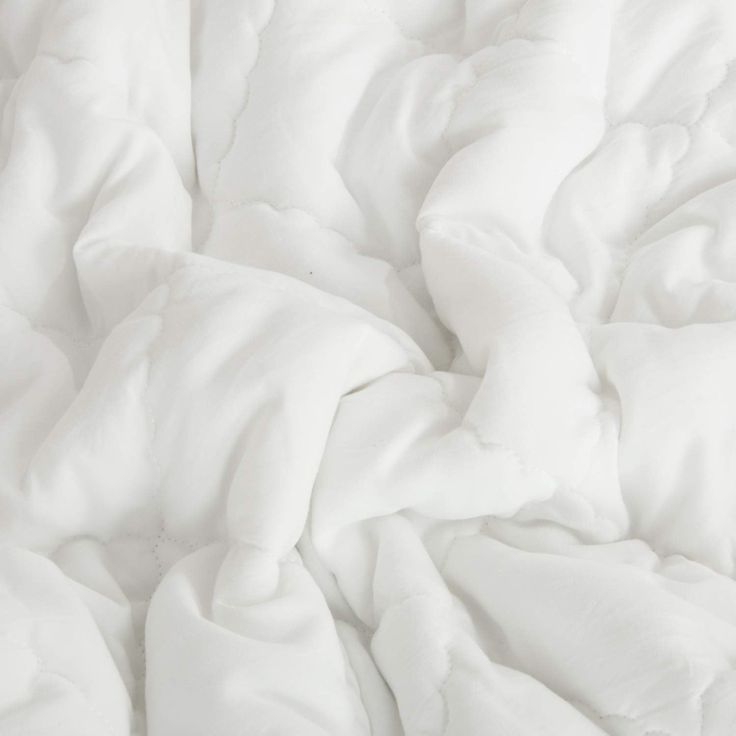 NTBAY microfiber close-up showing plush softness for everyday comfort