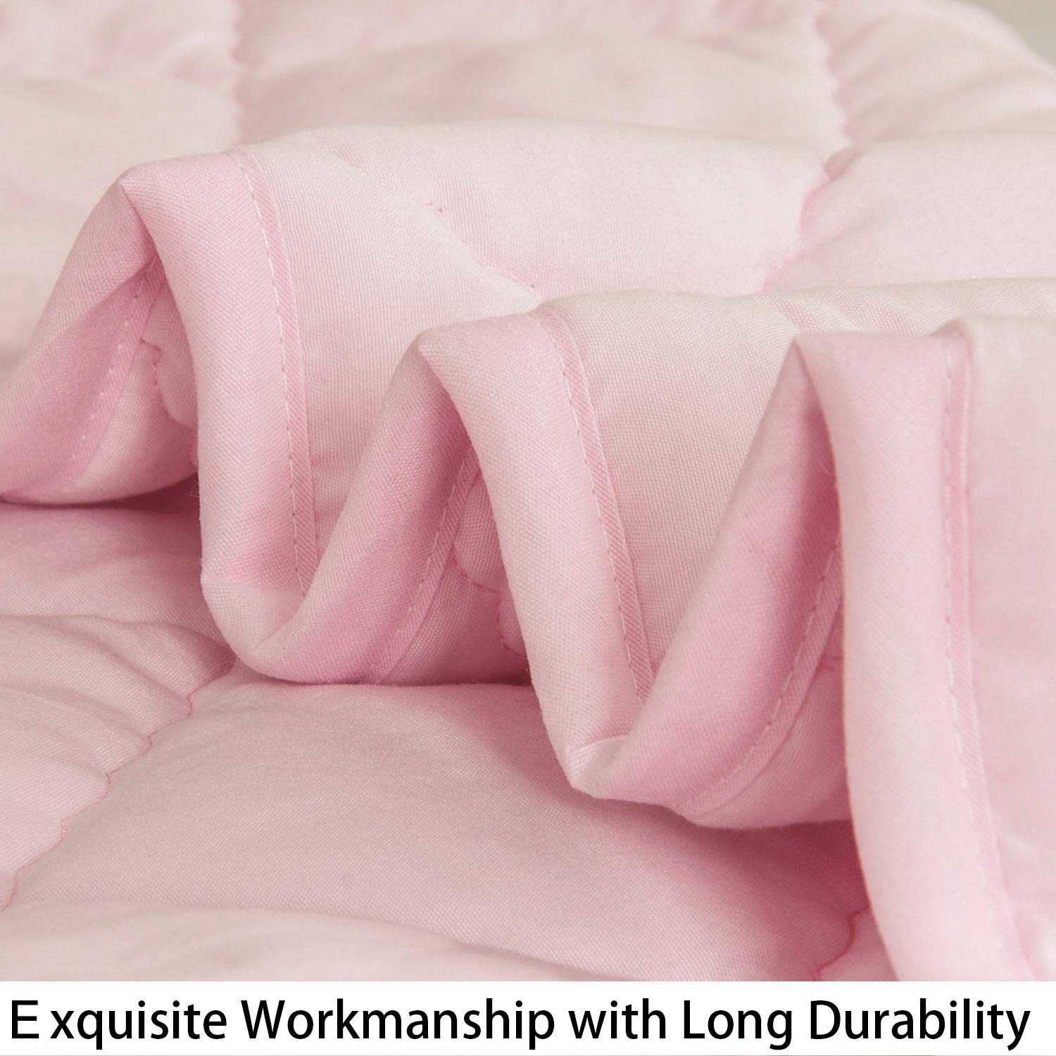 NTBAY microfiber quilt close up texture ultra soft and fluffy