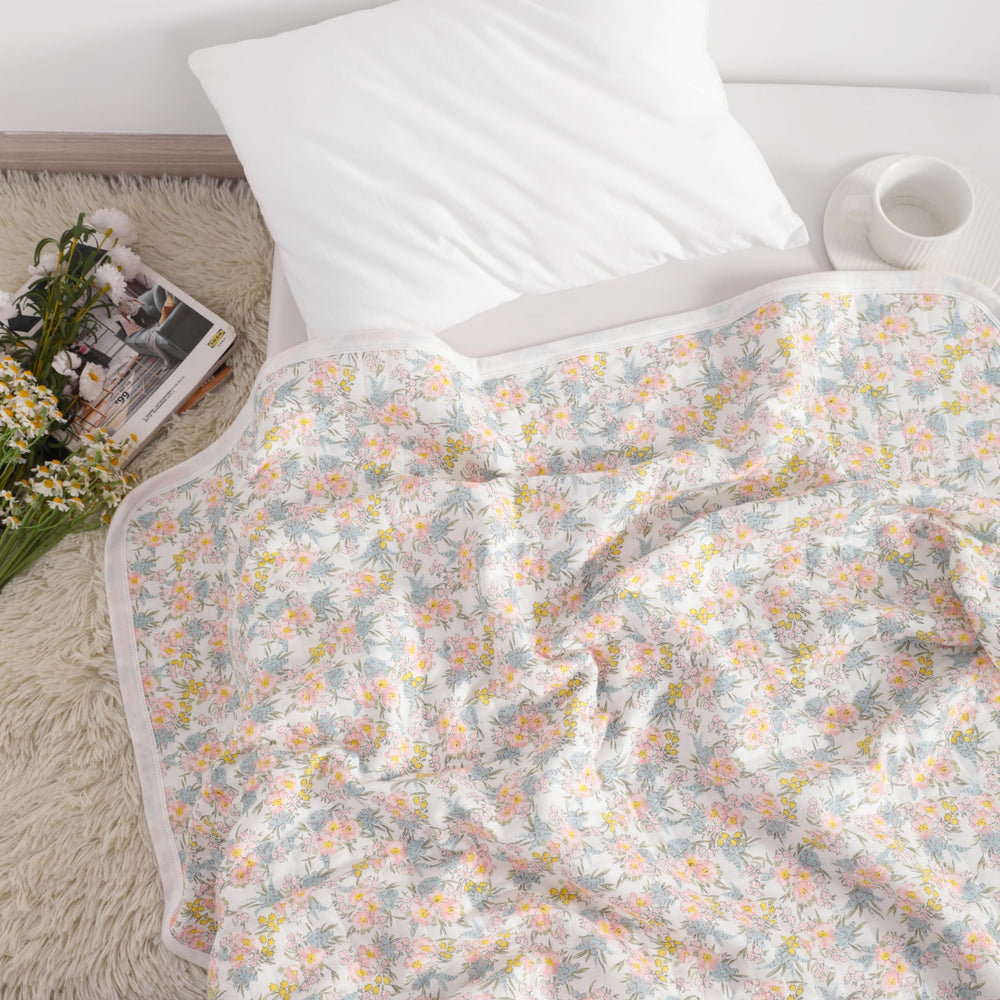 NTBAY Swaddling-friendly jersey blanket pink floral for early days