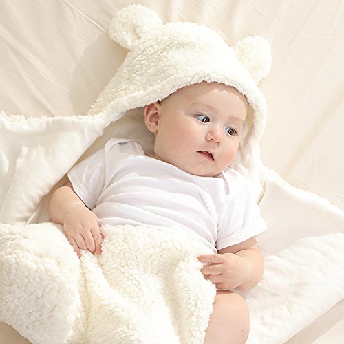 Nunibum compact packaging with a single swaddle