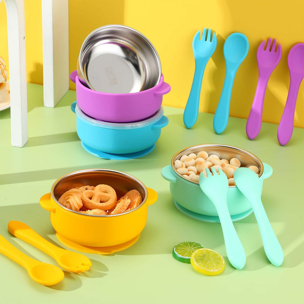 Nuogo baby bowls with silicone shell in purple promote tidy eating.
